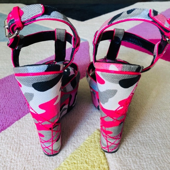 RARE 2011 Dior Anselm Reyle Camouflage Camo Neon Pink Platform Wedge Sandals 36 - Picture 6 of 10